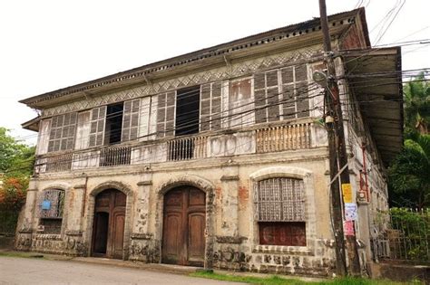 Balay ni Tana Dicang: Negros' Best Preserved .